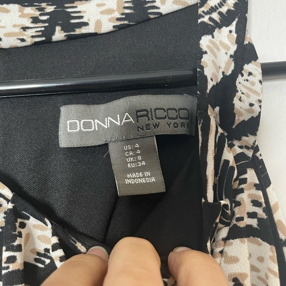 Donna Ricco Black and Cream Geometric Midi Dress - Picture 5 of 9